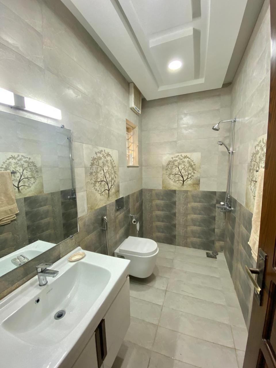 Dream Executive Guest House อิสลามาบัด ภายนอก รูปภาพ