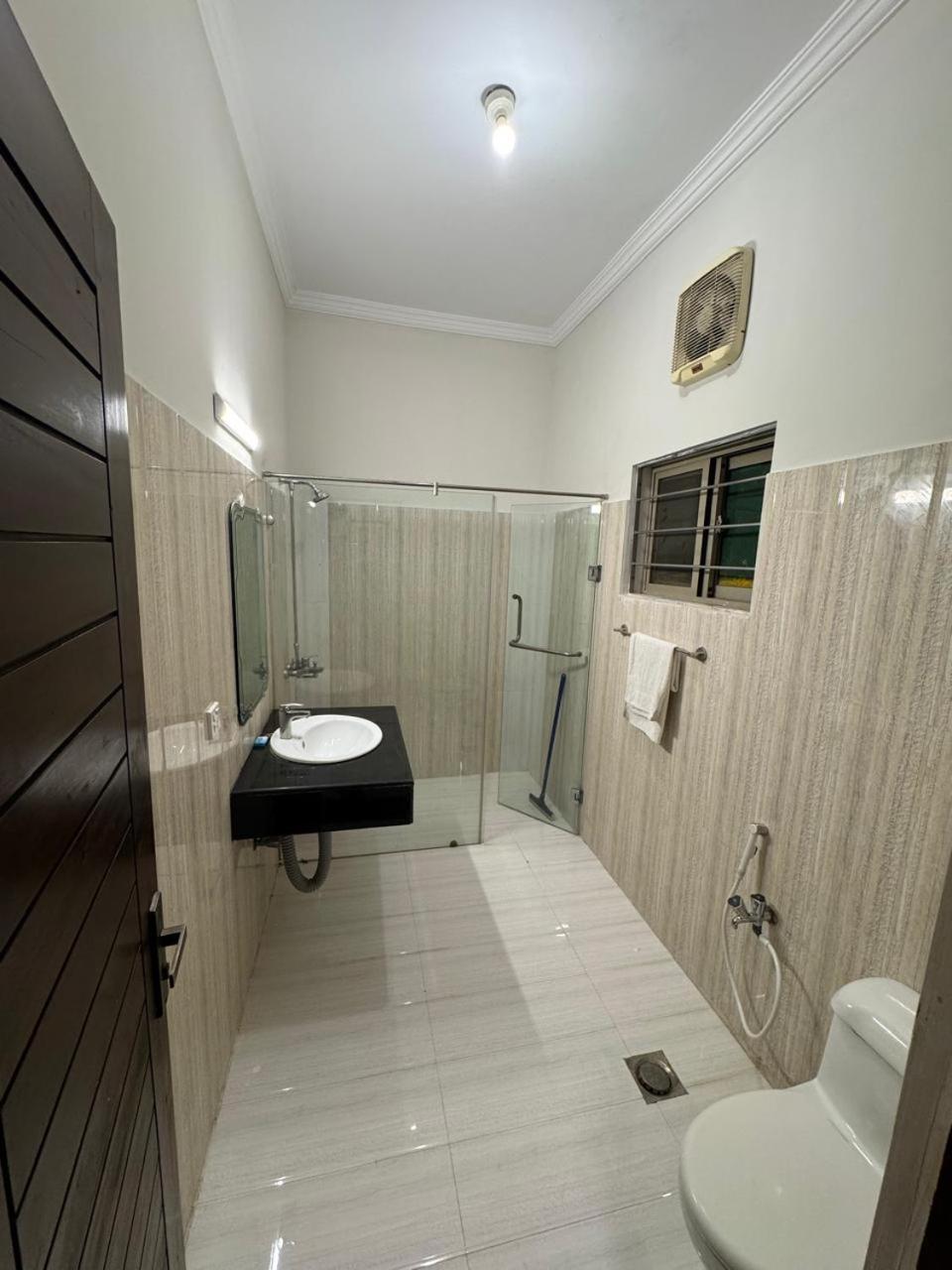 Dream Executive Guest House อิสลามาบัด ภายนอก รูปภาพ